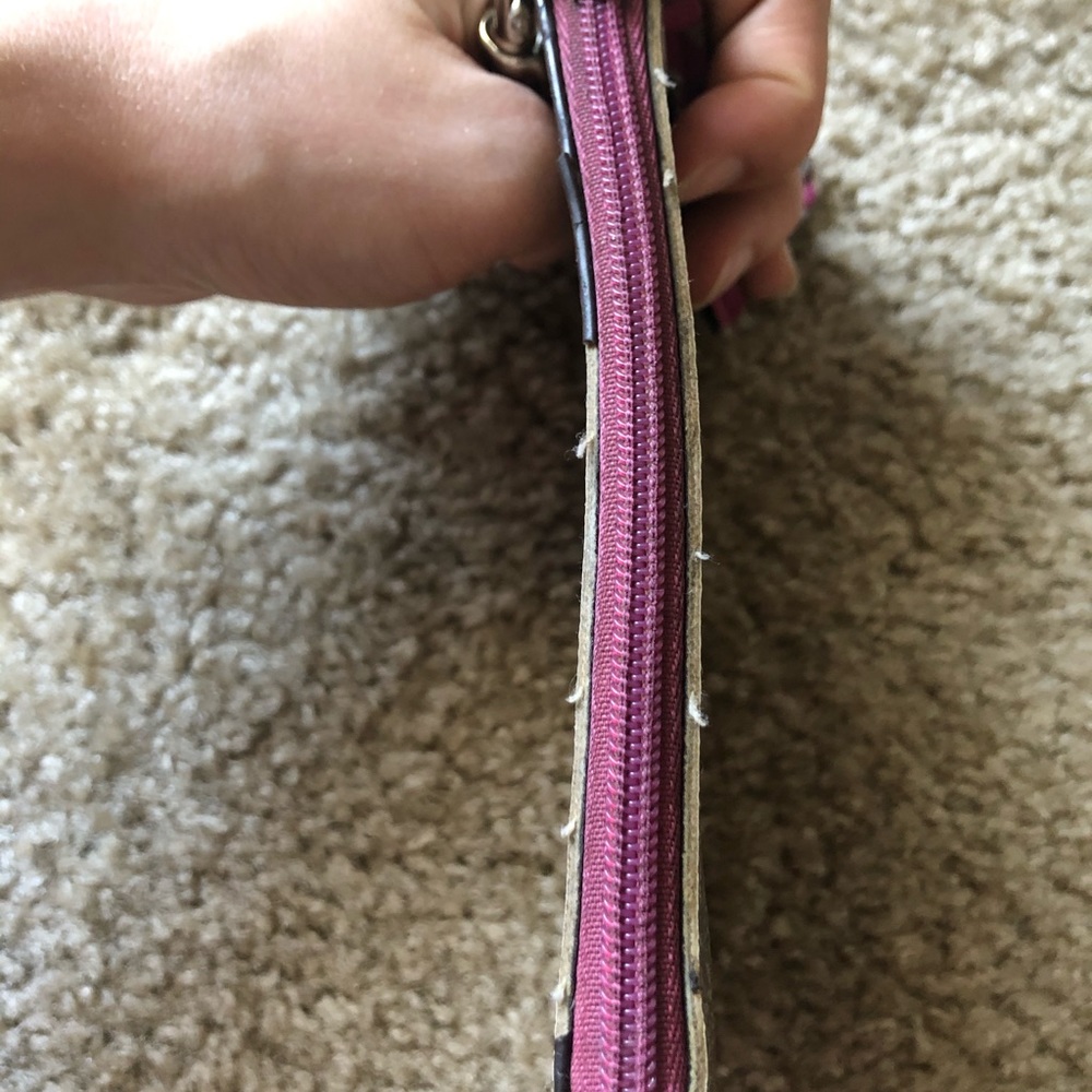 Coach wristlet - Picture 4 of 6
